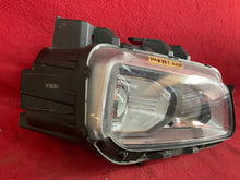 Laden Sie das Bild in den Galerie-Viewer, Frontscheinwerfer Hyundai Kona 92102-J9XXX LED Rechts Scheinwerfer Headlight SCH9242599904vc