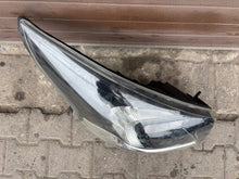 Laden Sie das Bild in den Galerie-Viewer, Frontscheinwerfer Opel Vivaro III Rechts Scheinwerfer Headlight