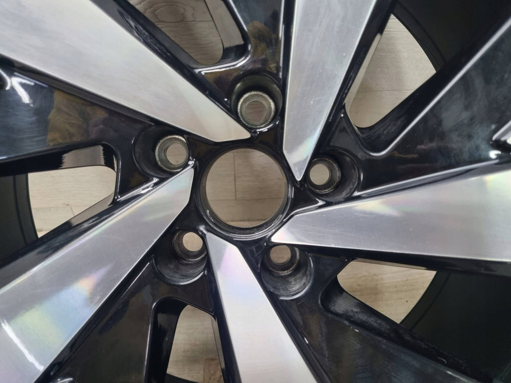 1x Alufelge 20 Zoll 9.0" 5x112 42ET Glanz Silber 11A601025J VW Id.4 Rim Wheel FEL7433250669lp