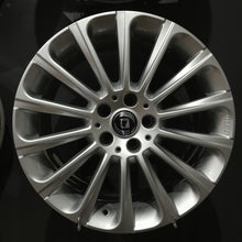 Load image into Gallery viewer, 4x Alufelge 18 Zoll 8.0" 5x112 35ET Glanz Silber Mercedes-Benz W213 W212 FEL9787332449cq