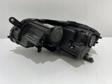 Laden Sie das Bild in den Galerie-Viewer, Frontscheinwerfer VW Passat B7 3AB941006 90003373 LED Rechts Headlight