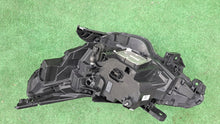 Laden Sie das Bild in den Galerie-Viewer, Frontscheinwerfer Renault Clio I 5 260100902R LED Rechts Scheinwerfer Headlight SCH3141796138lz