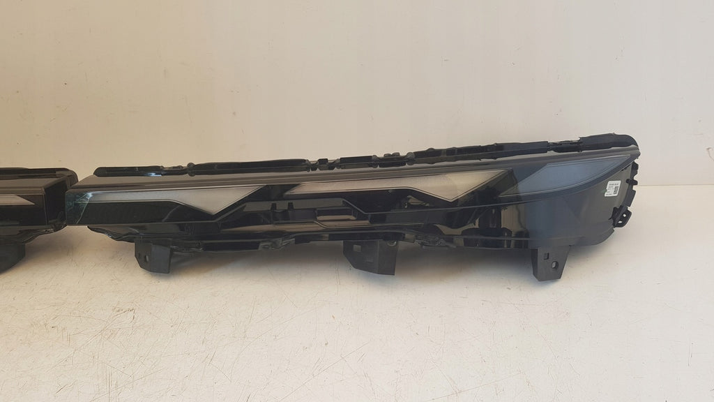 Frontscheinwerfer BMW 9880471 9880472 LED Ein Satz Scheinwerfer Headlight SCH5842380088kx