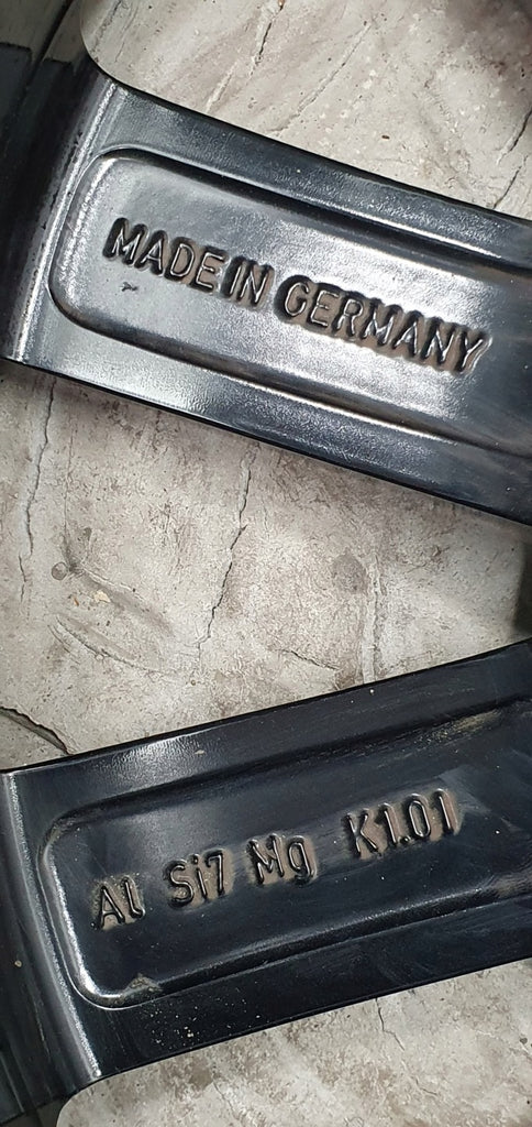 1x Alufelge 20 Zoll 9.0" 5x112 38ET Glanz Schwarz 4KE071490A Audi E-Tron Gea FEL8479517647nb