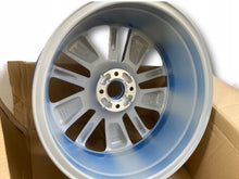 Load image into Gallery viewer, 1x Alufelge 17 Zoll 7.0&quot; 4x100 44ET 403008014R Renault Megane 1 Captur Twingo