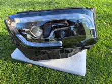 Laden Sie das Bild in den Galerie-Viewer, Frontscheinwerfer Mercedes-Benz Glb X247 A2479060206 Full LED Rechts Headlight SCH8914657598pd