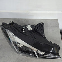 Laden Sie das Bild in den Galerie-Viewer, Frontscheinwerfer BMW 2 Active Tourer U06 5A42248 LED Rechts Headlight SCH2502933873om