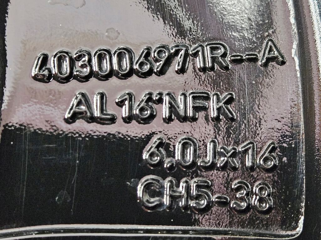 1x Alufelge 16 Zoll 6.0" 5x114.3 38ET 403006971 Nissan Qashqai I Leaf Ze0 Ze1
