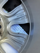 Laden Sie das Bild in den Galerie-Viewer, 1x Alufelge 16 Zoll 7.0&quot; 5x100 34ET 8X0601025B Audi A3 A1 Rim Wheel