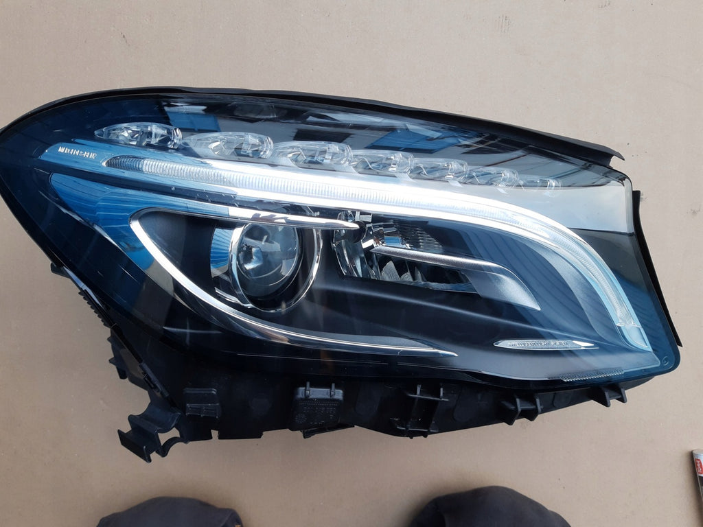 Frontscheinwerfer Mercedes-Benz X156 A1569063800 Xenon Rechts Headlight