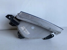 Load image into Gallery viewer, Frontscheinwerfer Toyota Tundra ARO15706 Rechts Scheinwerfer Headlight SCH9623640145ja