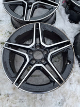 Load image into Gallery viewer, 4x Alufelge 18 Zoll 7.5&quot; 5x112 49ET Glanz Schwarz A1774011500 Mercedes-Benz