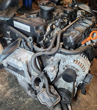 Laden Sie das Bild in den Galerie-Viewer, Motor Audi Seat Skoda VW BWA 2.0 TSI 90TKm 2008 Engine Unkomplett MOT2017398387tl