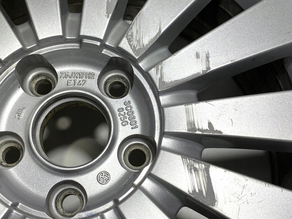 1x Alufelge 17 Zoll 7.5" 5x112 47ET 3C0601025G VW Passat Rim Wheel
