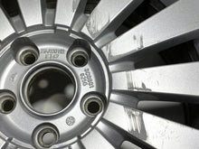 Laden Sie das Bild in den Galerie-Viewer, 1x Alufelge 17 Zoll 7.5&quot; 5x112 47ET 3C0601025G VW Passat Rim Wheel
