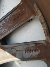 Load image into Gallery viewer, 1x Alufelge 17 Zoll 7.0" 5x112 45ET Glanz 5L0601025F Skoda Yeti Rim Wheel FEL8851939097vg