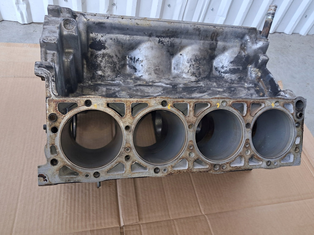 Motorblock Mercedes-Benz Sl R107 117967 5.5 Benzin Unkomplett