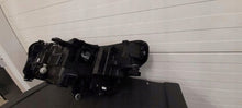 Laden Sie das Bild in den Galerie-Viewer, Frontscheinwerfer BMW X1 5A5BD48-02 Rechts Scheinwerfer Headlight SCH8425246618yp