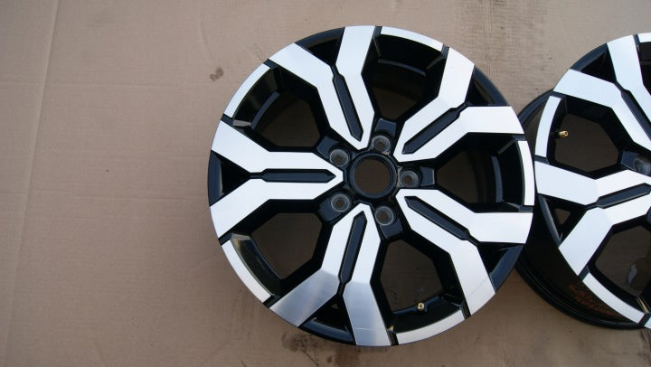 1x Alufelge 17 Zoll 6.5" 5x114.3 50ET Glanz Schwarz 403006311R Dacia Duster FEL4942898454dz