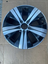 Load image into Gallery viewer, 1x Alufelge 17 Zoll 7.0&quot; 5x112 44 5ET A2064017100 Mercedes-Benz W206 Rim Wheel