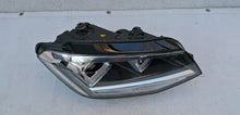 Load image into Gallery viewer, Frontscheinwerfer VW Caddy IV 2K1941032 Xenon Rechts Scheinwerfer Headlight SCH8784308321if