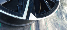 Laden Sie das Bild in den Galerie-Viewer, 1x Alufelge 18 Zoll 7.5" 5x108 44ET 9860610880 Peugeot Rim Wheel FEL2344754461br