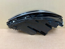 Load image into Gallery viewer, Frontscheinwerfer VW Passat 3J1941005 Links Scheinwerfer Headlight SCH5507478752hk