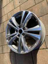 Laden Sie das Bild in den Galerie-Viewer, 1x Alufelge 18 Zoll 6856069 BMW X1 F48 Rim Wheel FEL2826937539bg