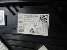Laden Sie das Bild in den Galerie-Viewer, Frontscheinwerfer Mercedes-Benz W213 A2139060210 LED Rechts Headlight SCH1743124575ai