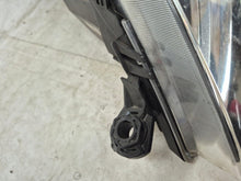 Laden Sie das Bild in den Galerie-Viewer, Frontscheinwerfer Seat Leon 5F1941005A Links Scheinwerfer Headlight SCH9315137484bh