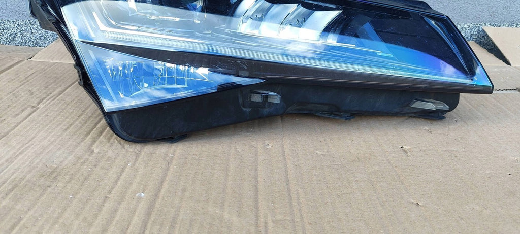 Frontscheinwerfer Skoda Superb III 2308202311502040001 Full LED Rechts Headlight SCH3619643492et