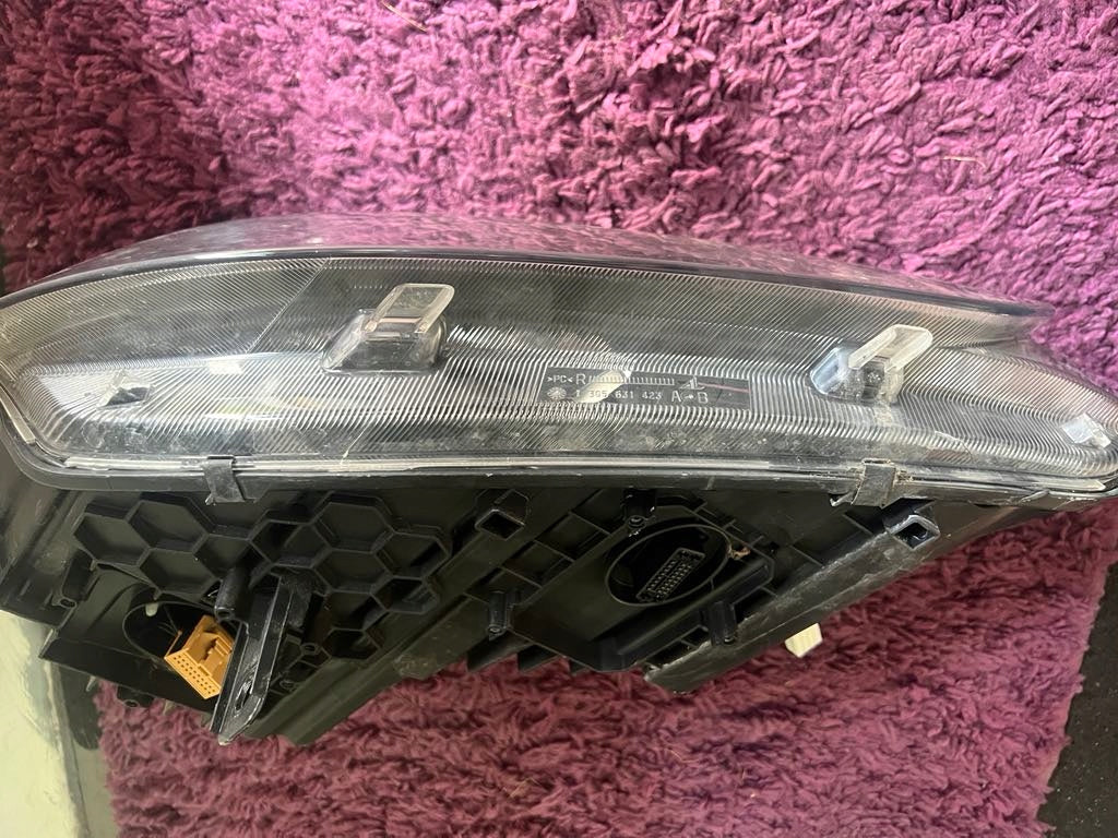 Frontscheinwerfer Skoda Yeti 5L1941016C17S Xenon Rechts Scheinwerfer Headlight