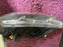 Laden Sie das Bild in den Galerie-Viewer, Frontscheinwerfer Skoda Yeti 5L1941016C17S Xenon Rechts Scheinwerfer Headlight