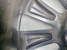 Load image into Gallery viewer, 1x Alufelge 16 Zoll 6.5&quot; 4x100 37ET 403000315R Dacia Sandero Clio V Stepway