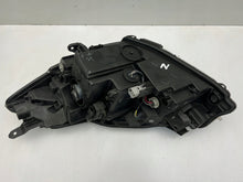 Load image into Gallery viewer, Frontscheinwerfer Toyota Yaris Rechts Scheinwerfer Headlight