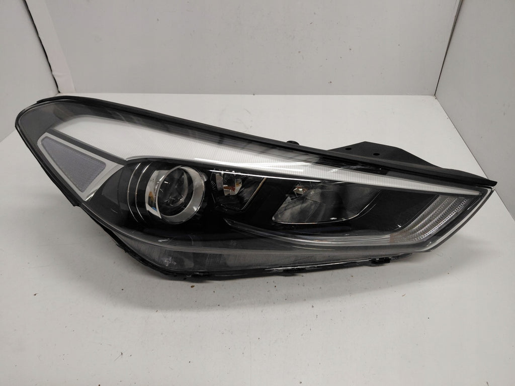 Frontscheinwerfer Hyundai Tucson 92102D7101 Rechts Scheinwerfer Headlight SCH4750646638sp