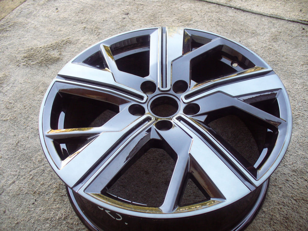 1x Alufelge 18 Zoll 7.0" 5x112 49ET 2K7601025B VW Caddy California V Rim Wheel FEL9554783393dj