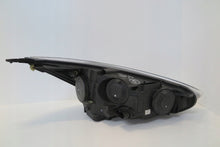 Laden Sie das Bild in den Galerie-Viewer, Frontscheinwerfer Ford Focus Links Scheinwerfer Headlight