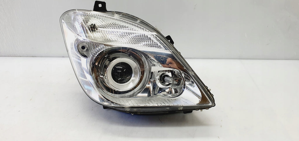 Frontscheinwerfer Mercedes-Benz Sprinter A9068201061 Xenon Rechts Headlight SCH8846263454ya