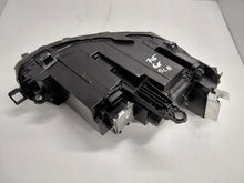 Laden Sie das Bild in den Galerie-Viewer, Frontscheinwerfer VW Passat 3J1941005 LED Links Scheinwerfer Headlight SCH5602906384gl