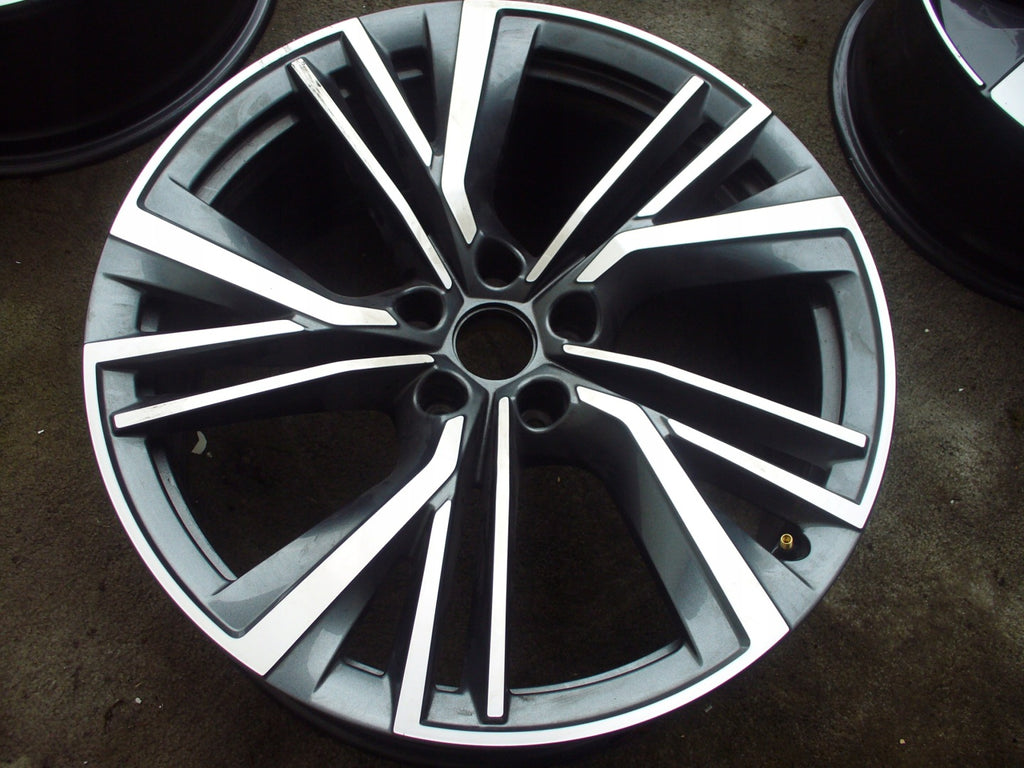 1x Alufelge 20 Zoll 9.0" 5x112 42ET Glanz Schwarz 5LA601025AD Skoda Enyaq FEL5688049392tg