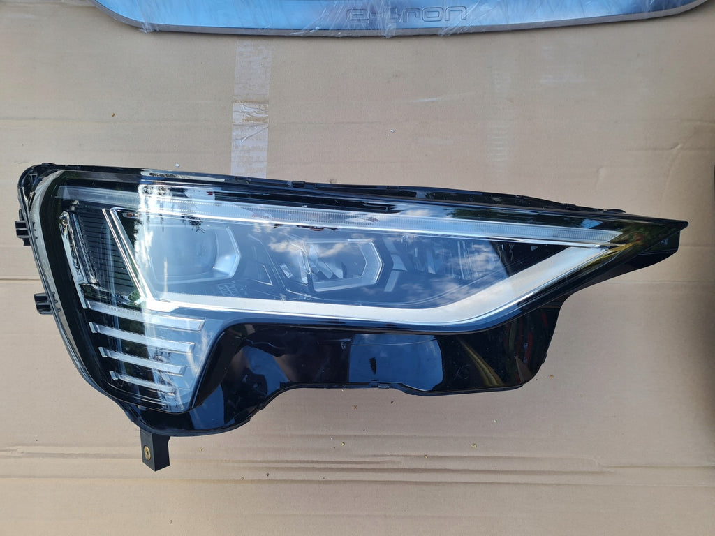 Frontscheinwerfer Audi Etron 4KE941040 Rechts Scheinwerfer Headlight