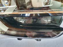 Load image into Gallery viewer, Frontscheinwerfer Renault Megane IV 260100932R LED Rechts Scheinwerfer Headlight