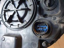Load image into Gallery viewer, Frontscheinwerfer Kia Sorento III 92102-C5000 Rechts Scheinwerfer Headlight SCH3110398051gs