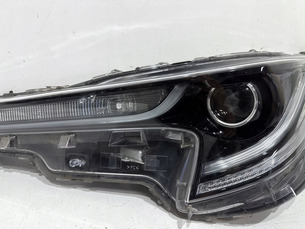 Frontscheinwerfer Toyota Corolla 8115002S70 Links Scheinwerfer Headlight SCH6193070425wy