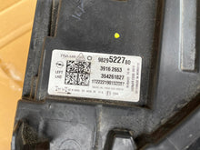 Laden Sie das Bild in den Galerie-Viewer, Frontscheinwerfer Opel Corsa F 39162653 Links Scheinwerfer Headlight SCH8826044777qt