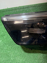 Load image into Gallery viewer, Frontscheinwerfer Ford LB5B13W030 Links Scheinwerfer Headlight SCH2215449084la