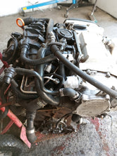 Laden Sie das Bild in den Galerie-Viewer, Motor Audi VW C6 A4 B7 BGB 2.0 TFSI 200PS 147kW Benzin Engine Unkomplett