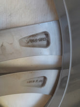 Load image into Gallery viewer, 1x Alufelge 19 Zoll 9.0" 5x120 42ET Glanz Grau 6854682 BMW Mg Rim Wheel FEL2912500142hg
