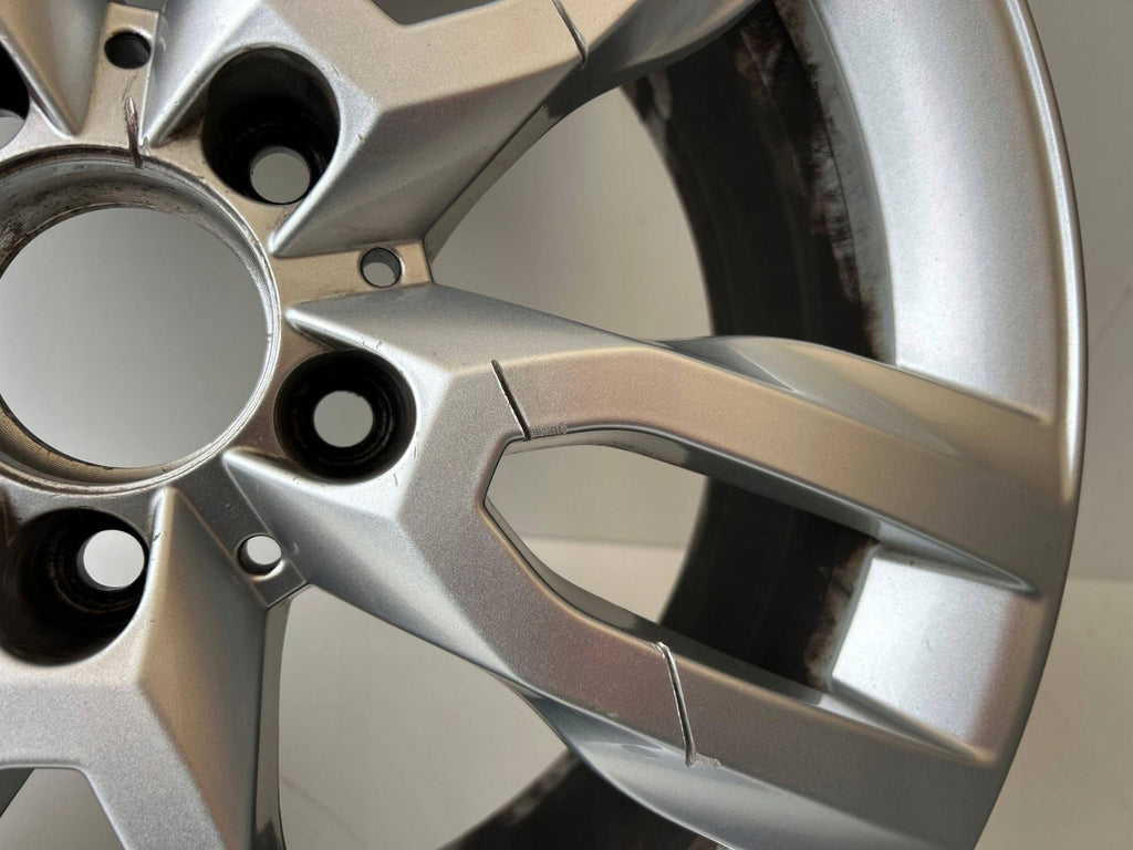 1x Alufelge 18 Zoll A1564010200 Mercedes-Benz Gla Rim Wheel FEL6197511522fn